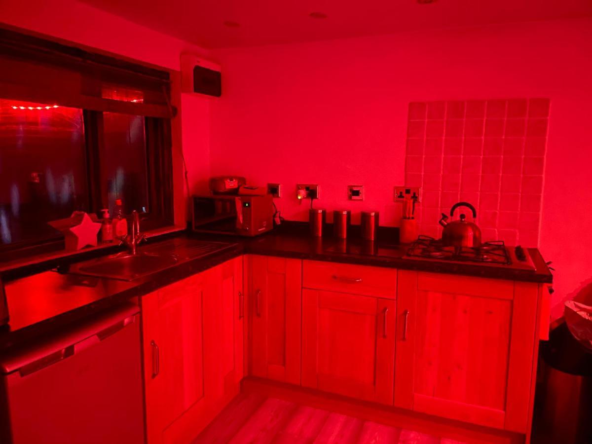 Bankhead Accommodation With Hot Tub In Aberdeenshire Gamrie Ngoại thất bức ảnh
