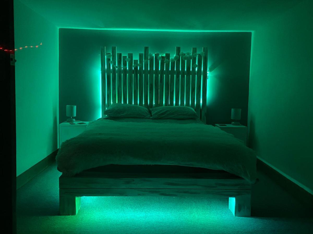 Bankhead Accommodation With Hot Tub In Aberdeenshire Gamrie Ngoại thất bức ảnh