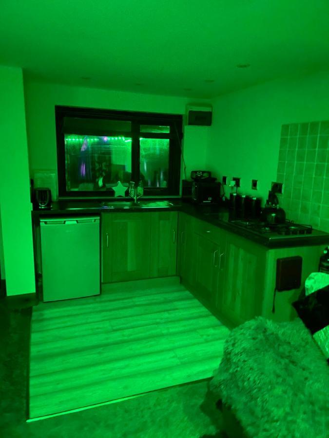 Bankhead Accommodation With Hot Tub In Aberdeenshire Gamrie Ngoại thất bức ảnh